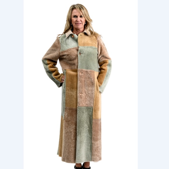 CLEARANCE Autunno Reversible Multicolor Fur Shearling - Picture 3 of 5